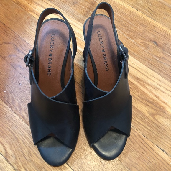 NWOT Lucky Brand Black Wedges 6 - Picture 6 of 7